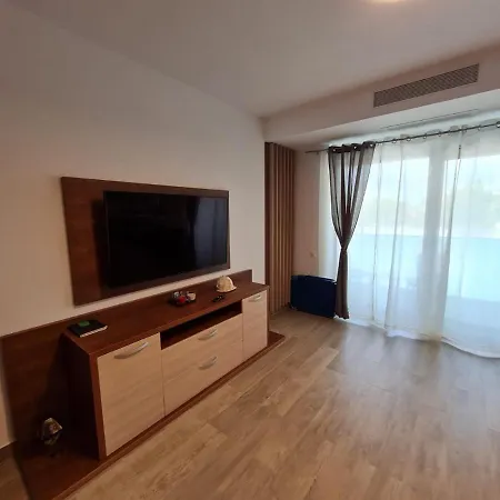 Apartment Myrriam Marina Surf Residence, Mamaia Nord - *